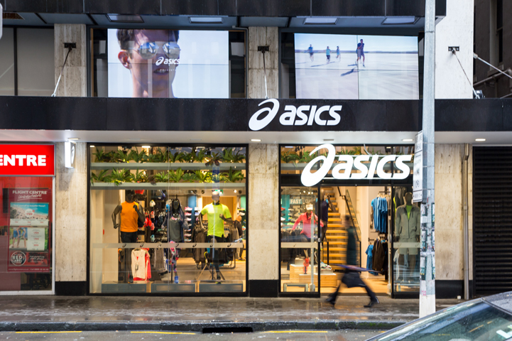 shoe stores that sell asics